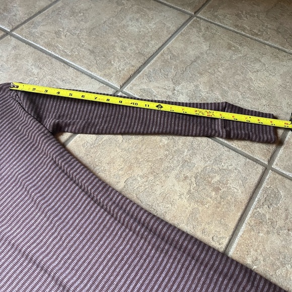 Rib Knit Bodycon Dress with Slit Sz Small - Picture 5 of 7